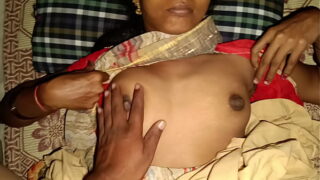 Indian Desi Woman amateur pussy licks and cum her body Video